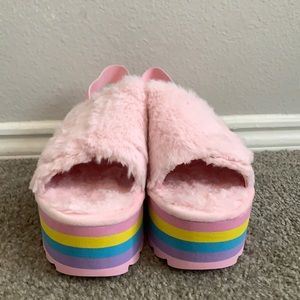 YRU Qozii Pastel Faux Fur Platform Slides
